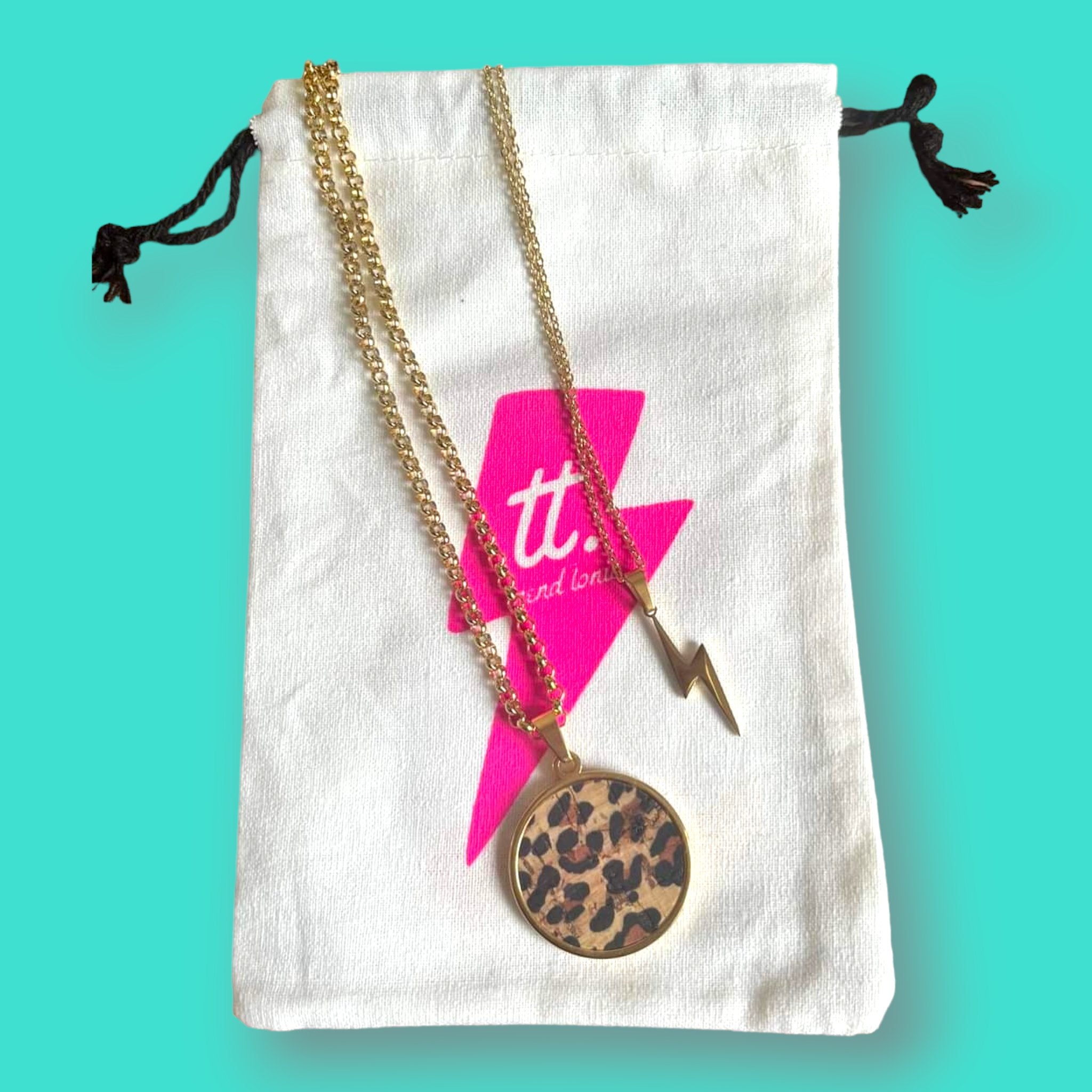 4 Quick Steps to Shop Ethically and Quit Fast Fashion | Ethical ... Tips For Shopping Ethically In The Fashion Industry