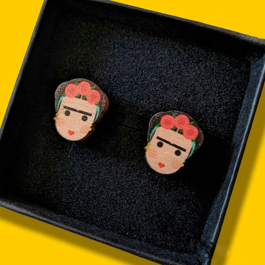 Frida wooden stud earrings