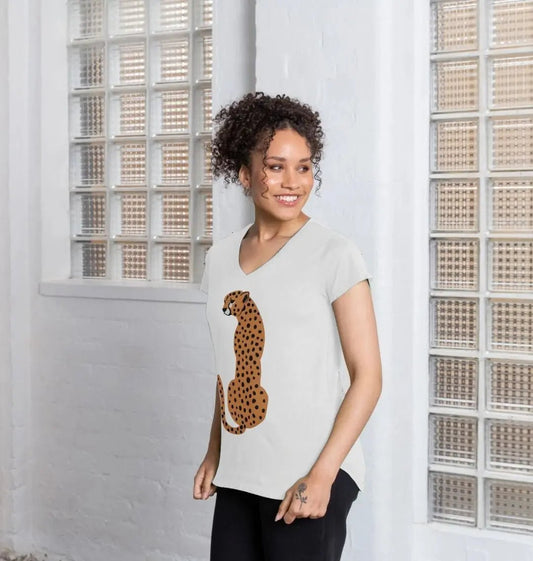 Cheetah V neck t-shirt - Trend Tonic