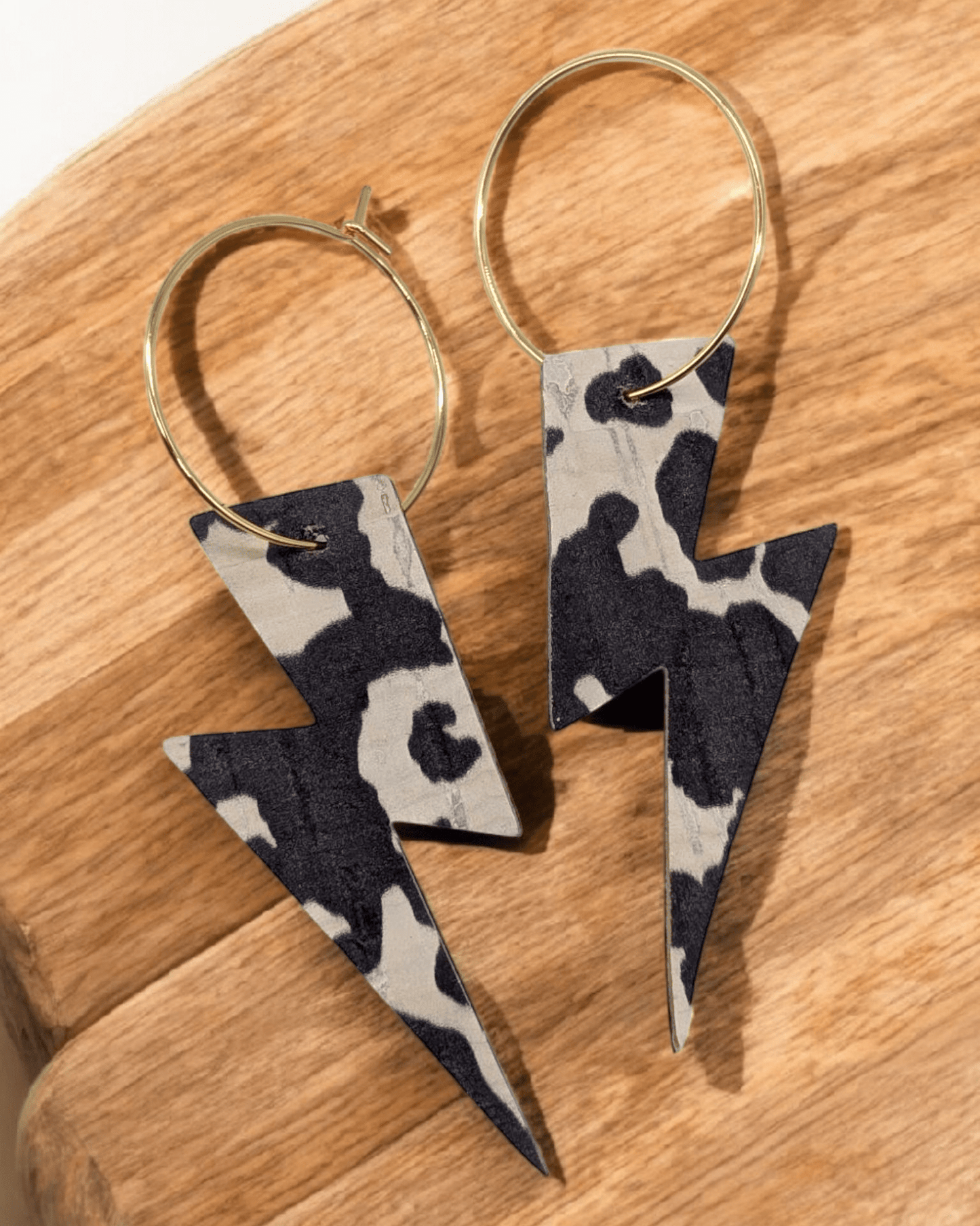 Cow print lightning bolt cork hoop earrings - Trend Tonic