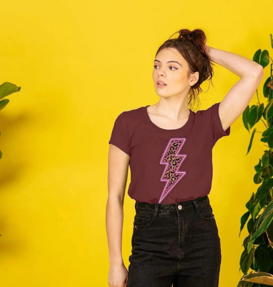 Electric pink leopard print lightning bolt scoop neck t-shirt - Trend Tonic