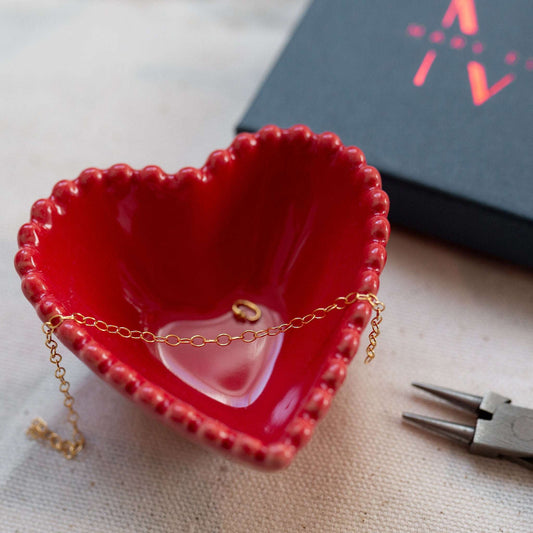 Gold cable chain love links permanent bracelet kit - Trend Tonic