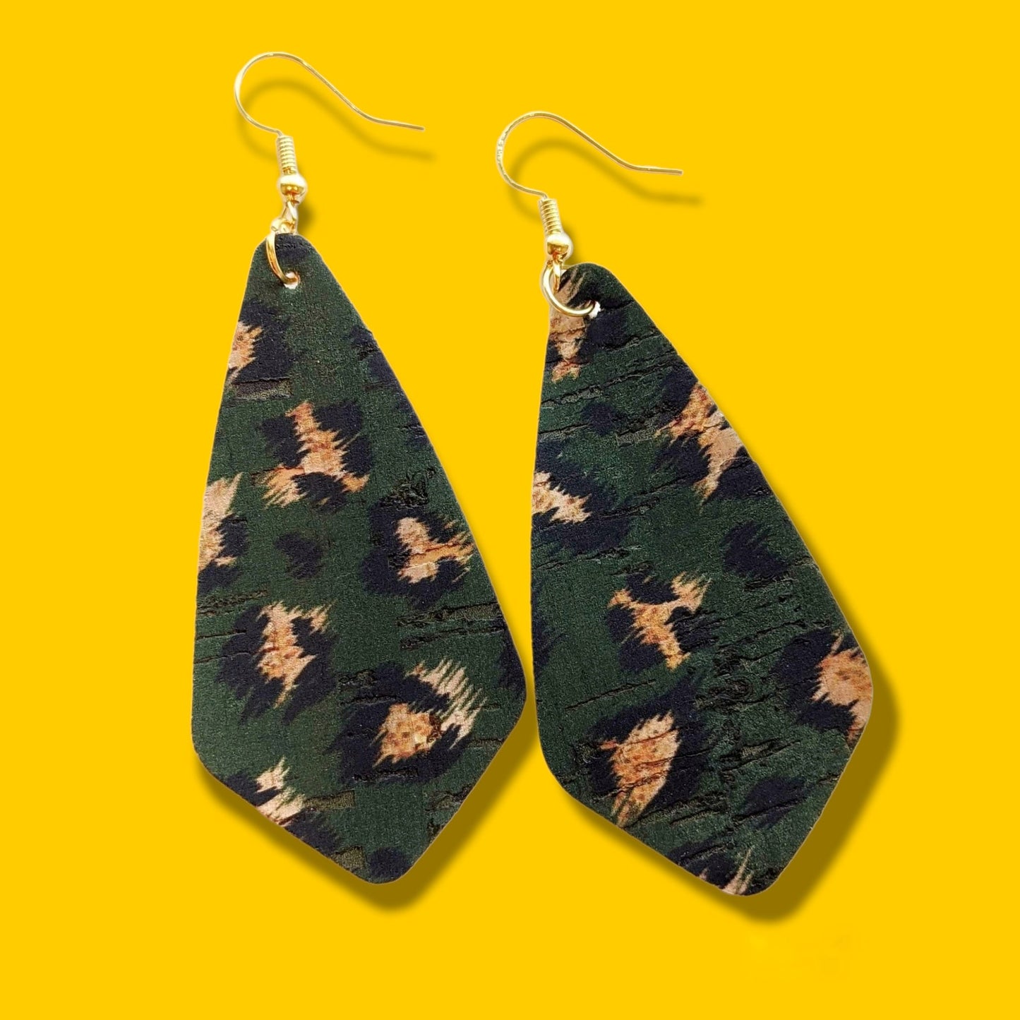 Green leopard print diamond earrings - Trend Tonic