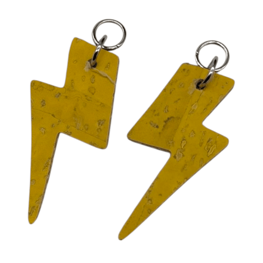 Lemon yellow and pale blue mini lightning bolt cork charms - Trend Tonic