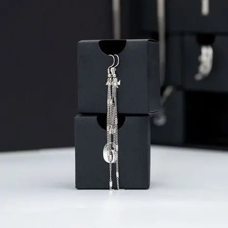 M. Elizabeth Jewellery 7 - Day Advent Calendar – Gold or Silver - Trend Tonic