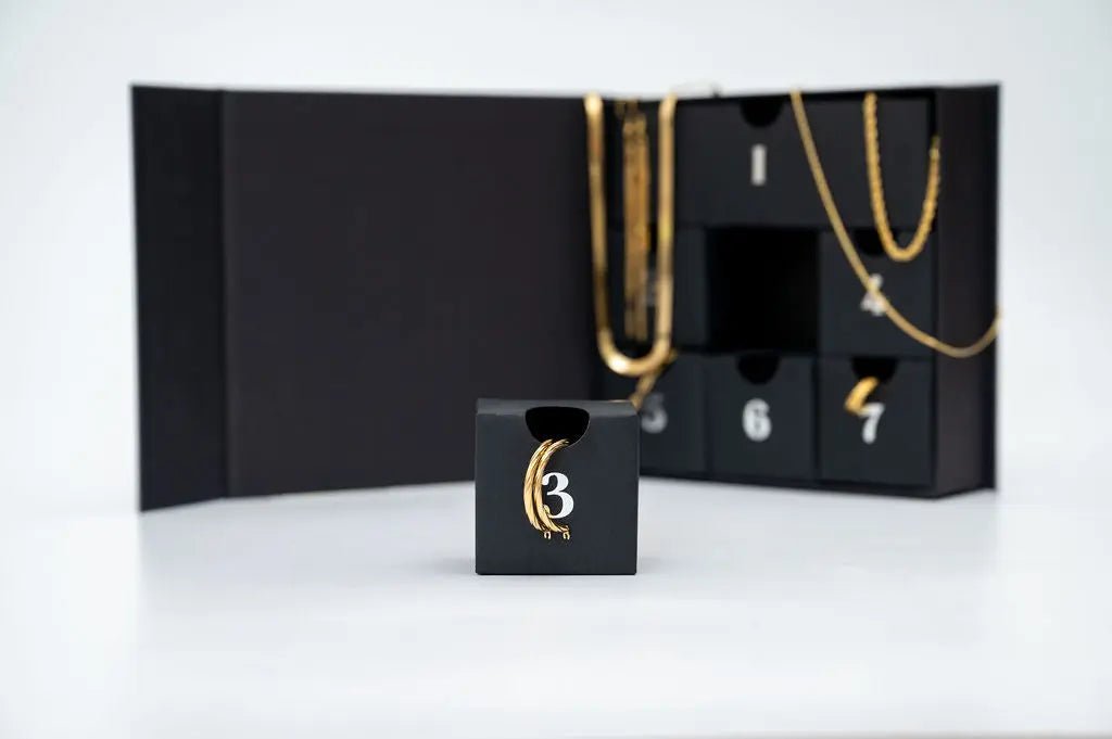 M. Elizabeth Jewellery 7 - Day Advent Calendar – Gold or Silver - Trend Tonic