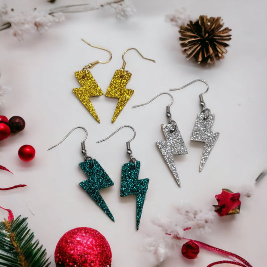 Mini turquoise glitter lightning bolt earrings - Trend Tonic