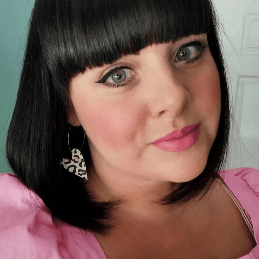 Pastel leopard heart hoop earrings - Trend Tonic