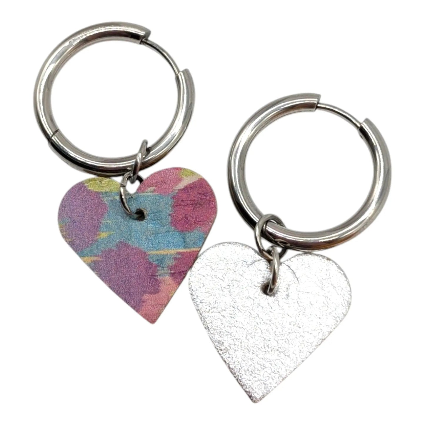 Silver and rainbow leopard mini heart cork charms - Trend Tonic