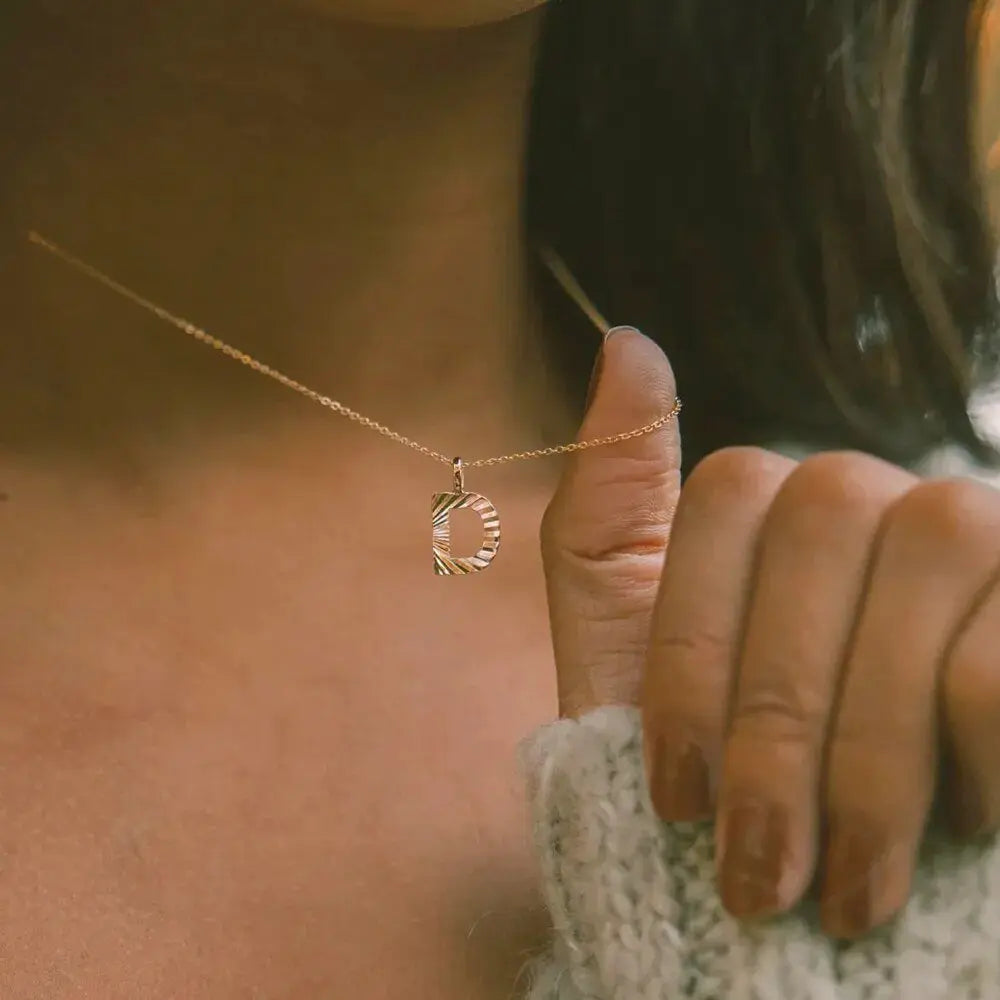 Silver sunbeam initial charm - Trend Tonic