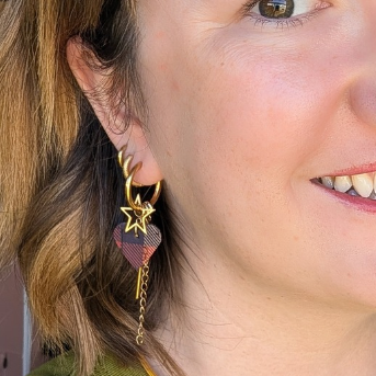 a close up of a woman's face
