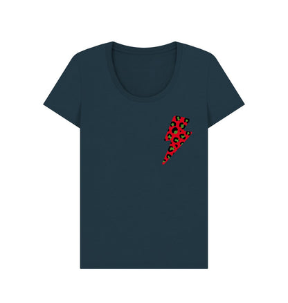 Christmas red and green leopard print lightning bolt scoop neck t-shirt - Trend Tonic