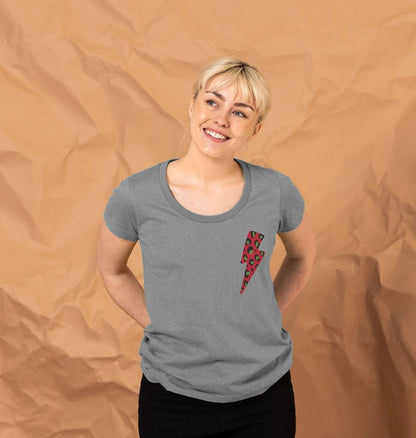 Christmas red and green leopard print lightning bolt scoop neck t-shirt - Trend Tonic