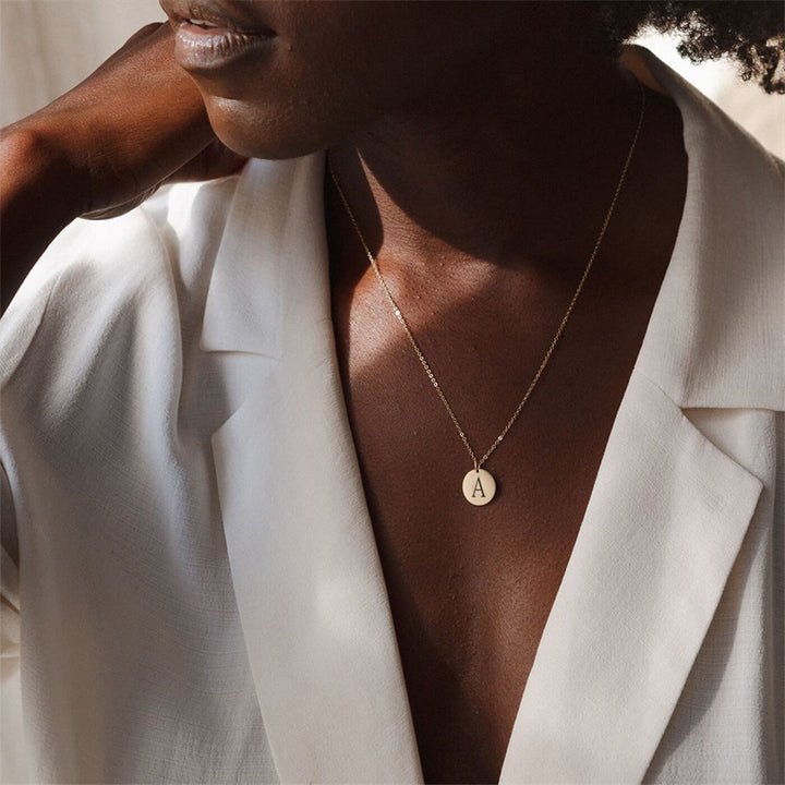 Custom engraved disc necklace - Trend Tonic