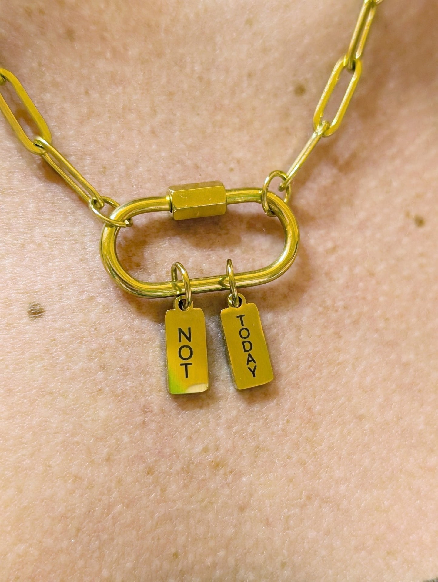 Custom engraved mini tag charm - Trend Tonic