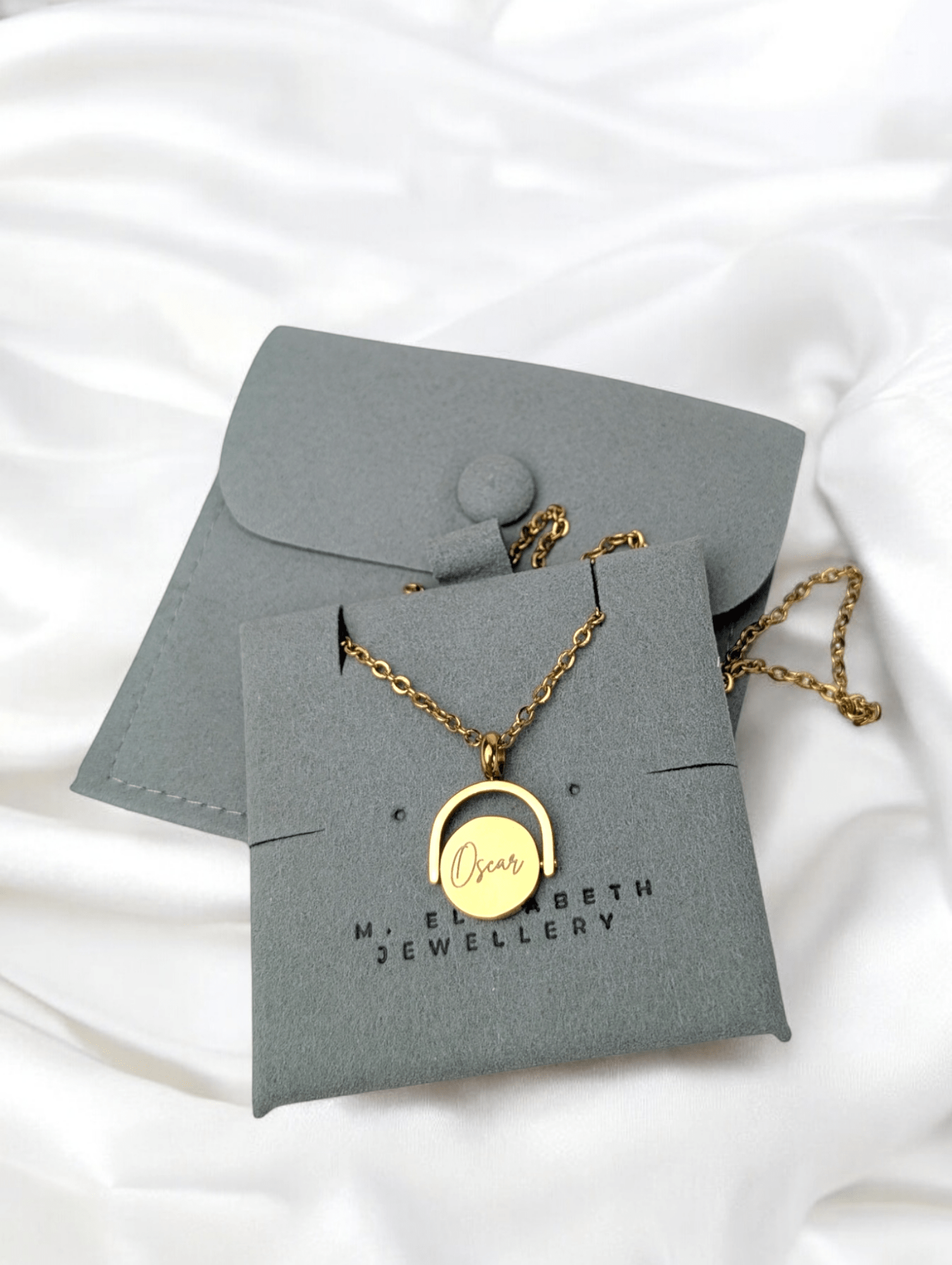 Custom Engraved Spinner Necklace - Trend Tonic