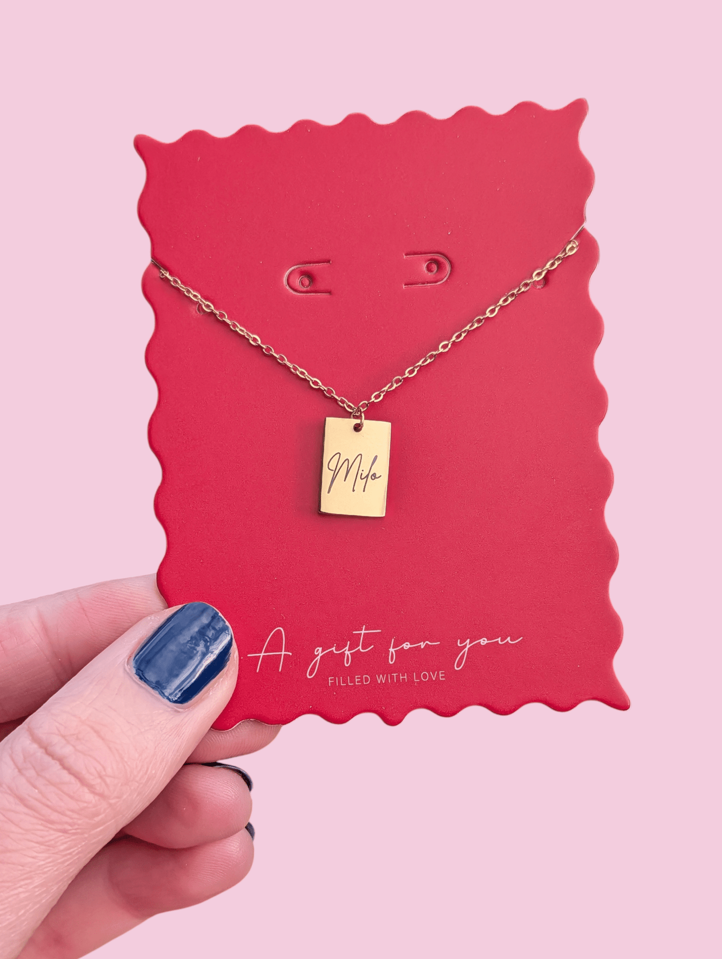 Custom engraved tiny tag necklace - Trend Tonic