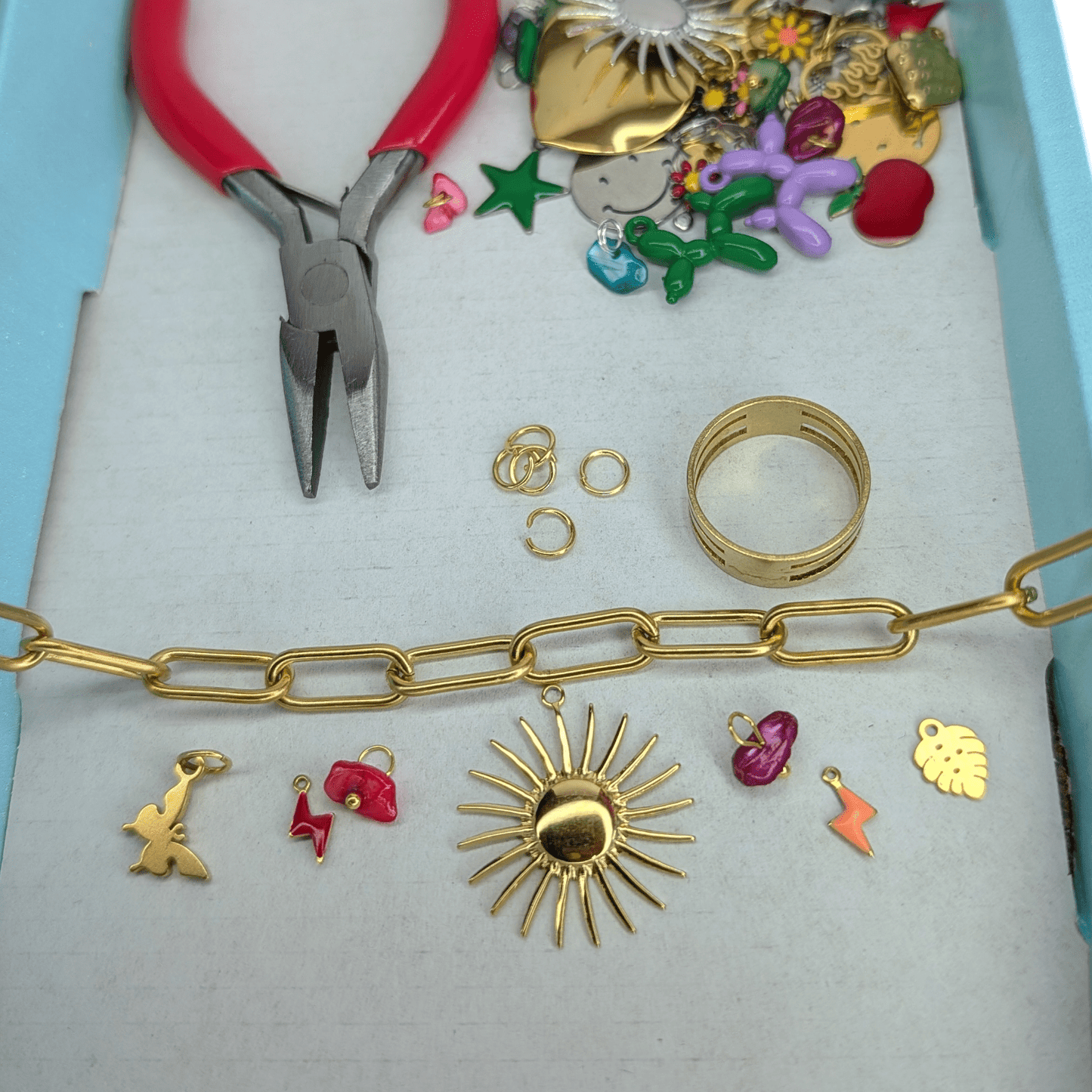 DIY make your own charm jewellery kit - Trend Tonic
