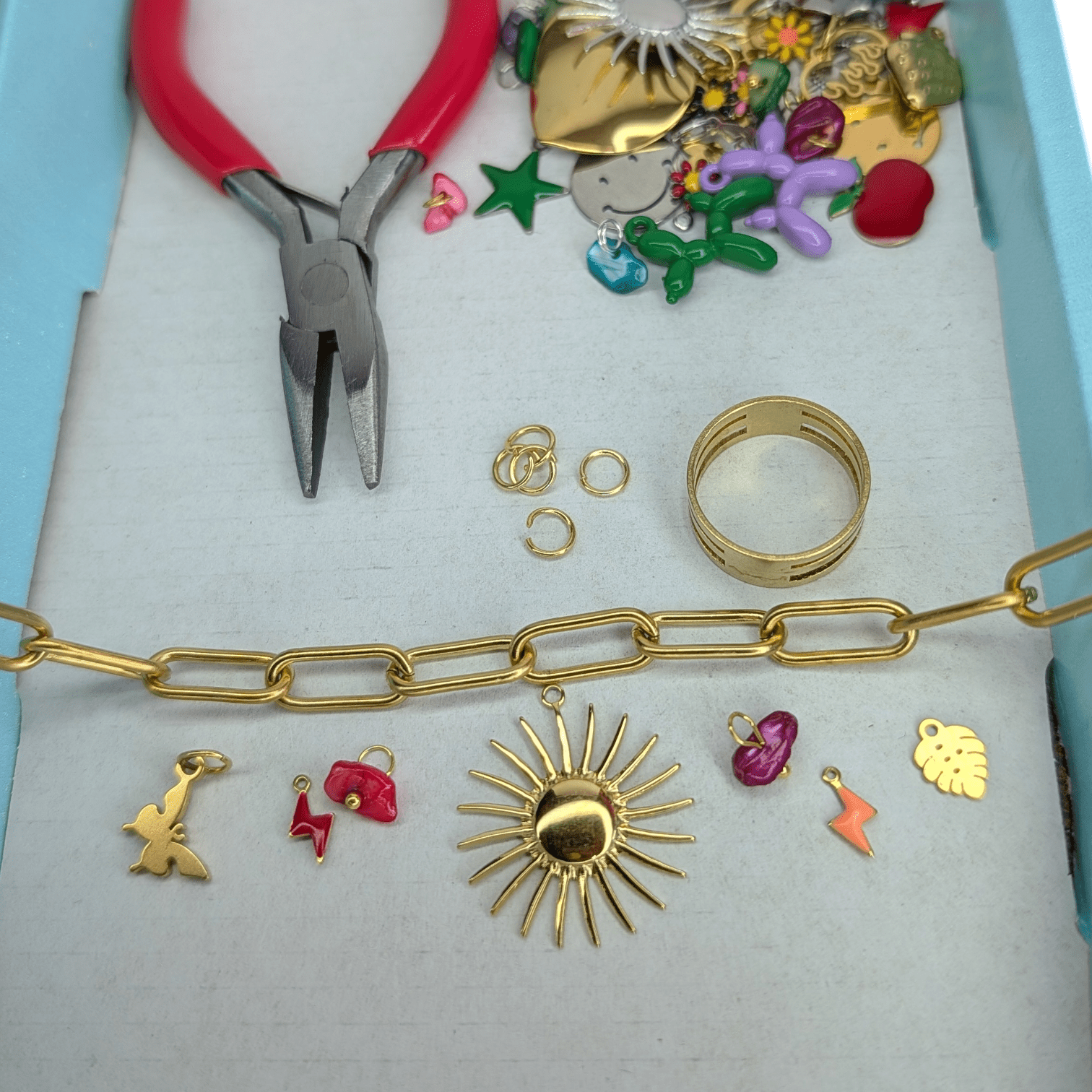 DIY make your own charm jewellery kit - Trend Tonic