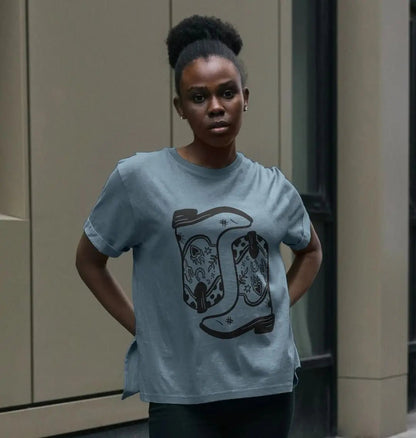 Double cowboy boot relax fit crew neck t-shirt - Trend Tonic