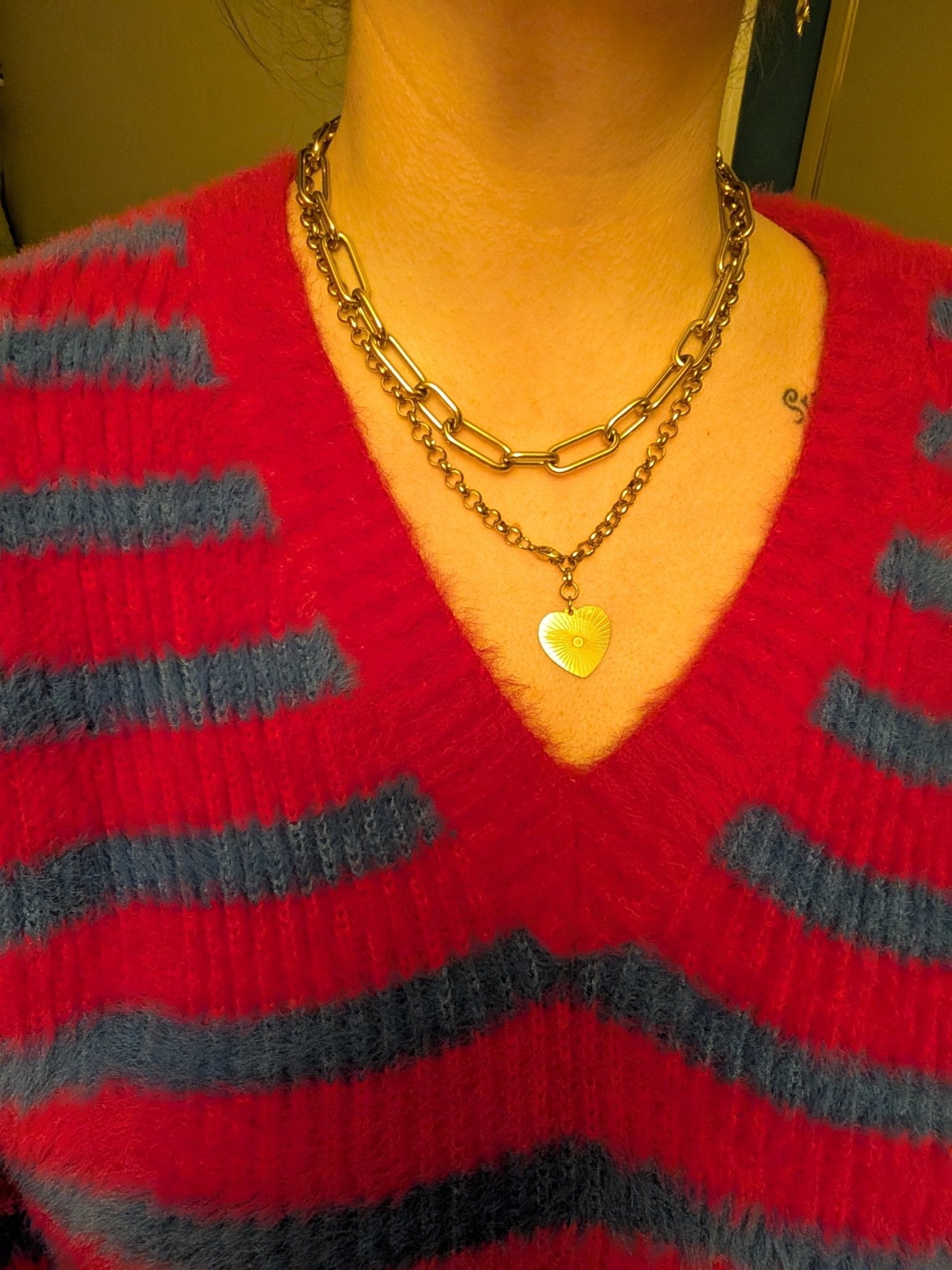 Engraved sunbeam heart necklace - Trend Tonic