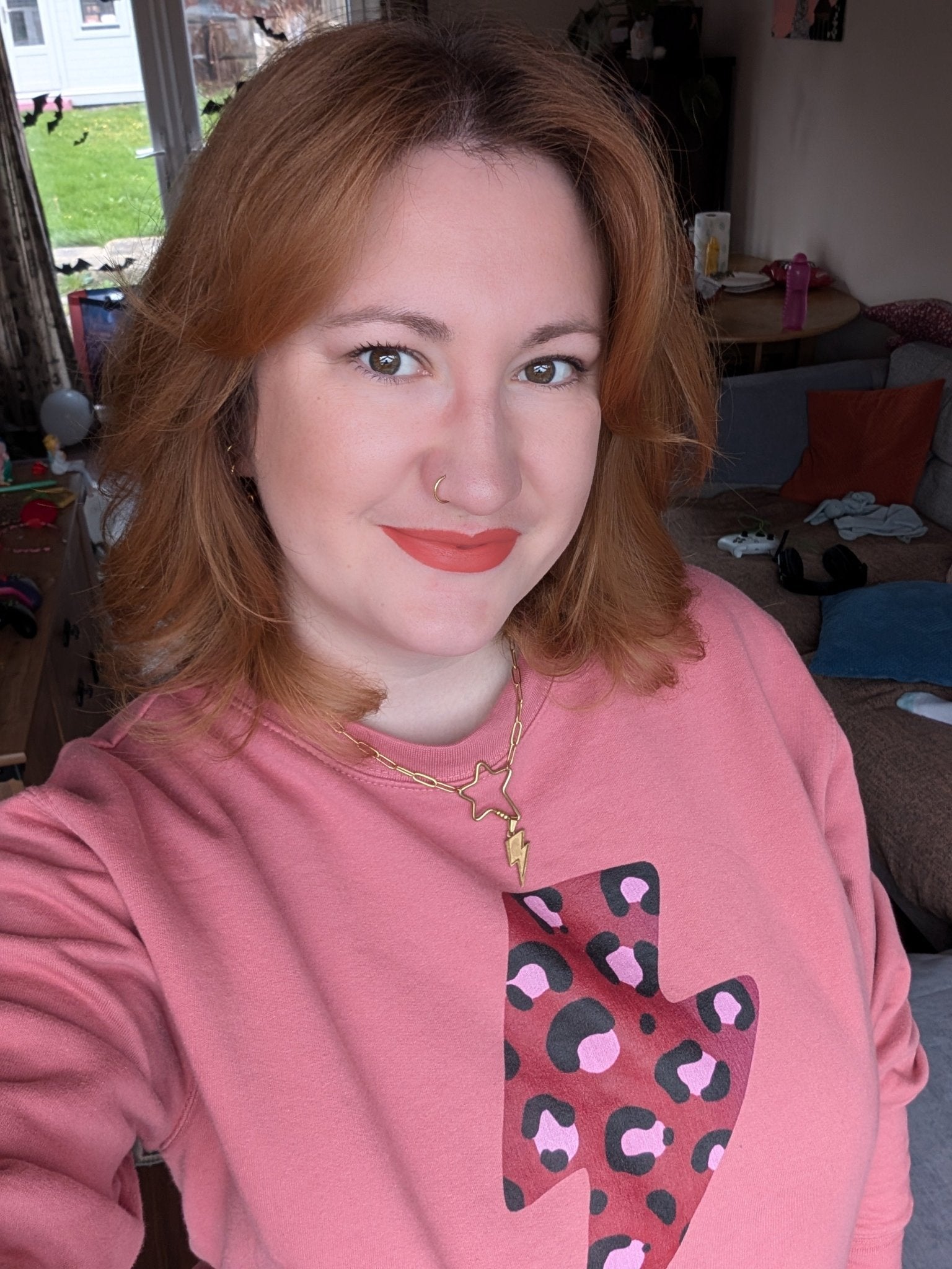 Exclusive burgundy lightning bolt sweater - Trend Tonic