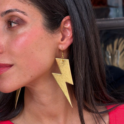 Extra large gold lightning bolt earrings - Trend Tonic