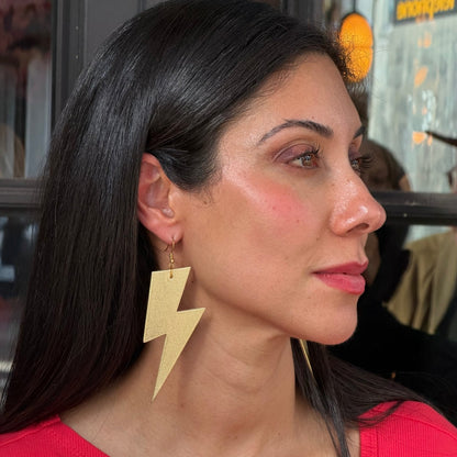Extra large gold lightning bolt earrings - Trend Tonic