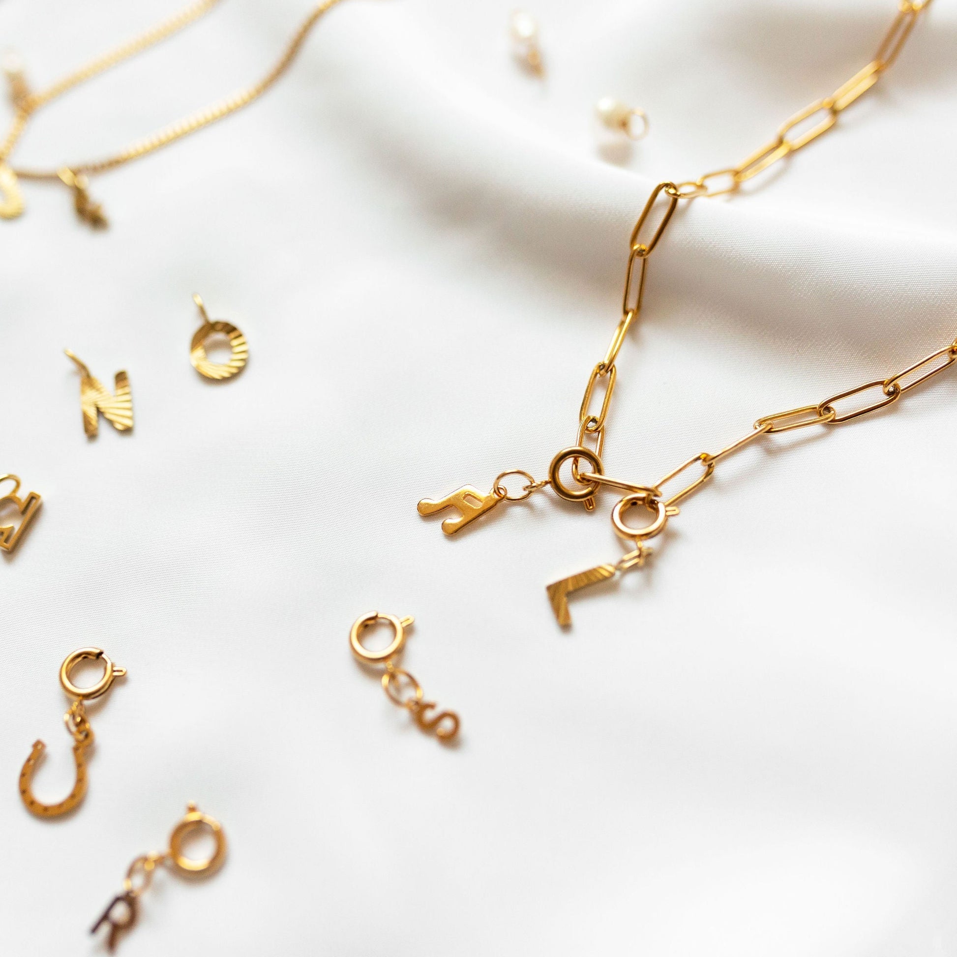 Gold paperclip chain necklace - Trend Tonic