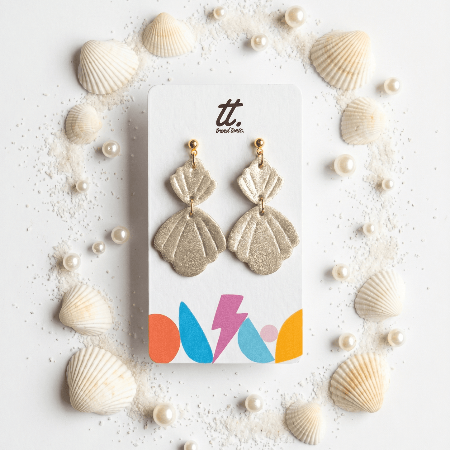 Gold shell drop earrings - Trend Tonic