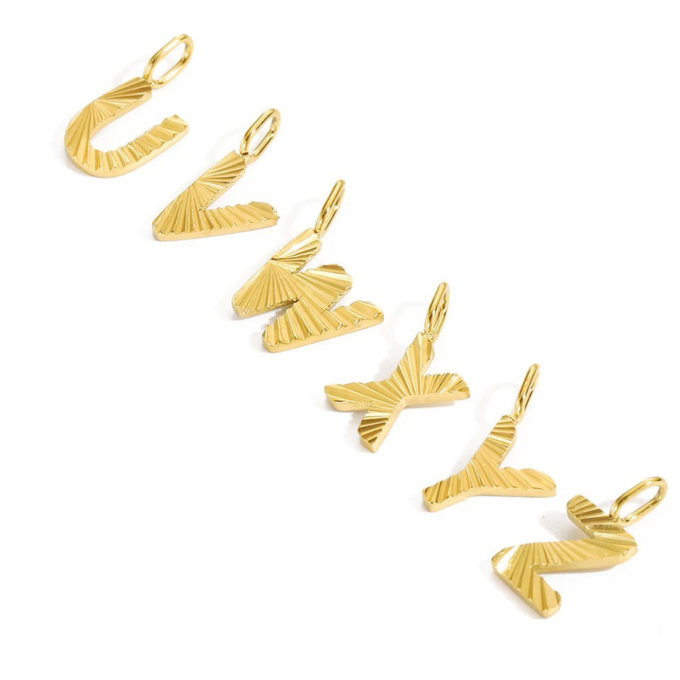 Gold sunbeam initial charm - Trend Tonic