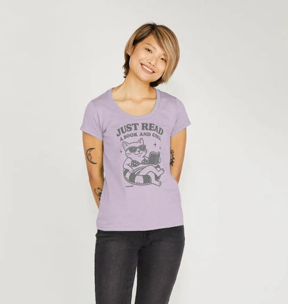 Just read books and chill scoop neck t-shirt - Trend Tonic