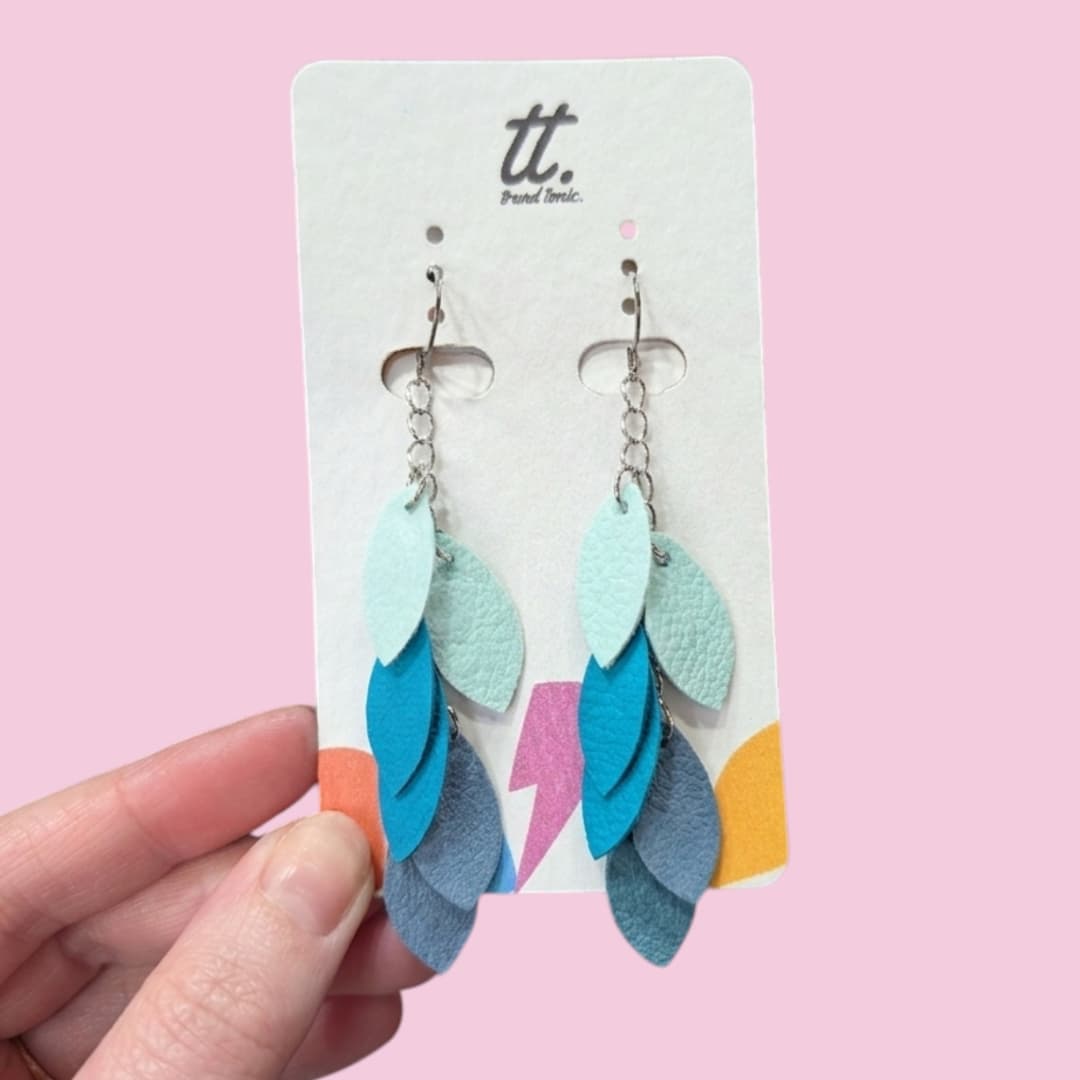Leaf tassel earrings - Trend Tonic