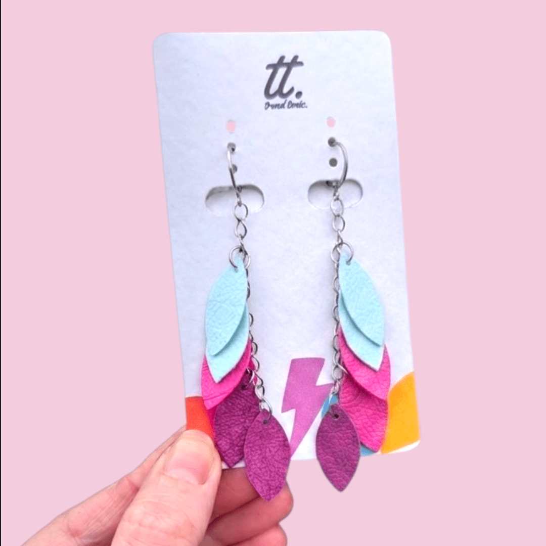 Leaf tassel earrings - Trend Tonic