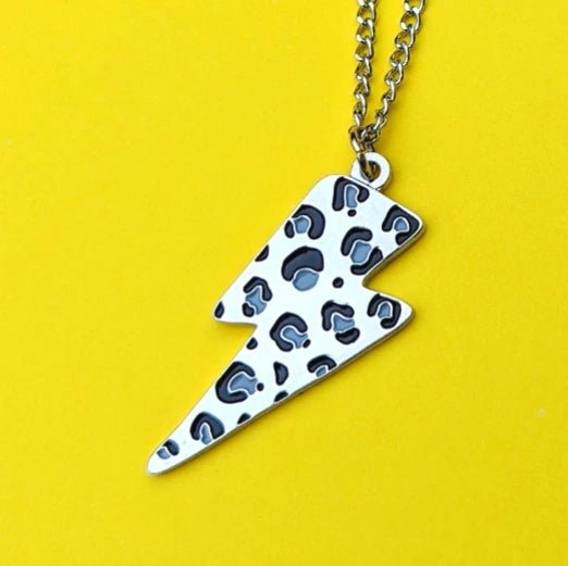 Leopard lightning bolt necklace - Trend Tonic