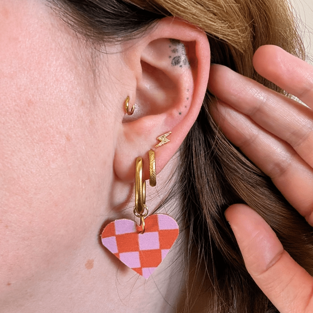 Lightning bolt flat back stud earrings - Trend Tonic