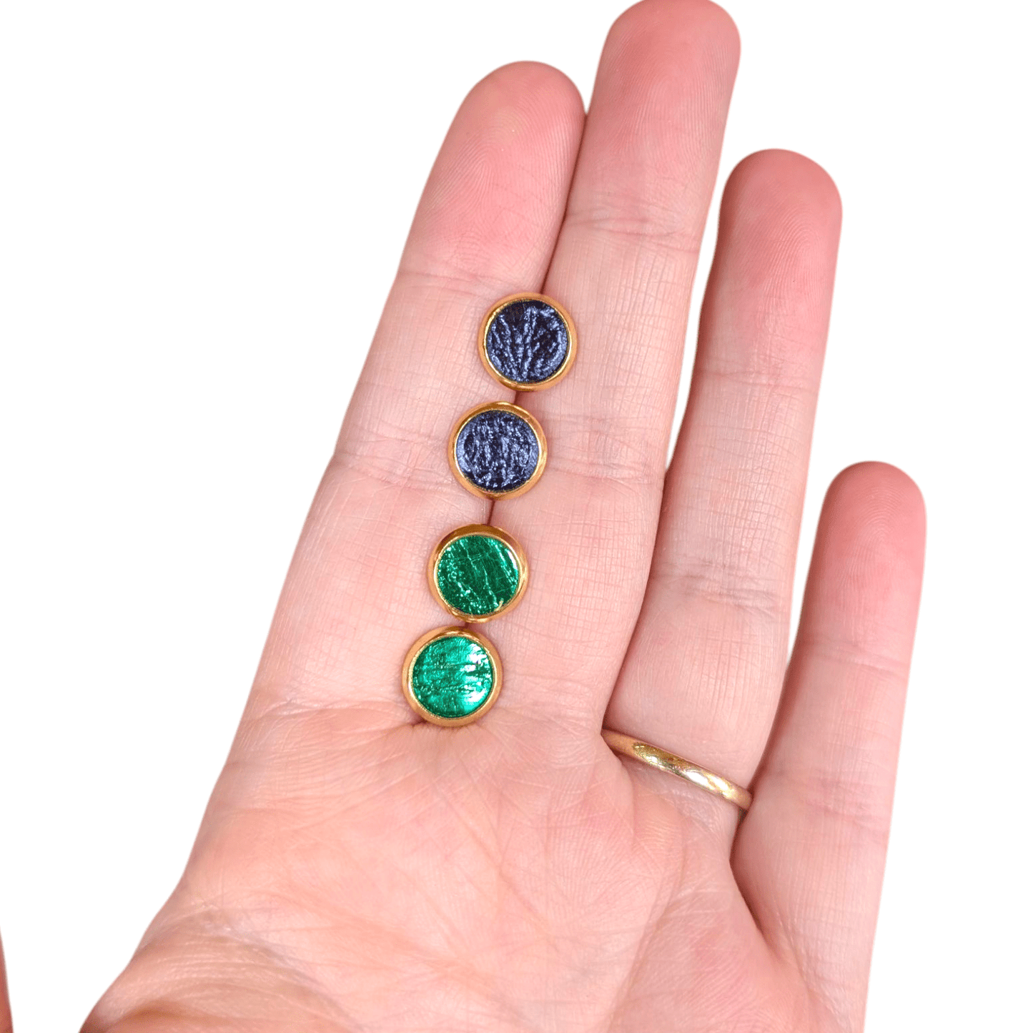Mini cork stud earrings - Trend Tonic