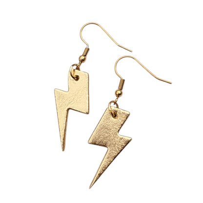 Mini gold and leopard print lightning bolt earrings - Trend Tonic