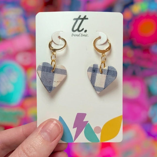 Mini plaid heart cork earrings - Trend Tonic
