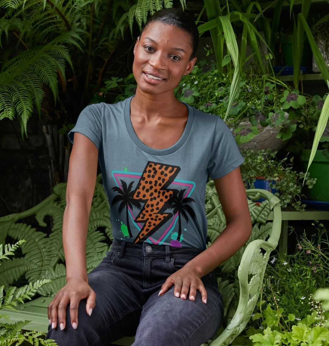 Orange lightning bolt palm tree scoop neck t-shirt - Trend Tonic