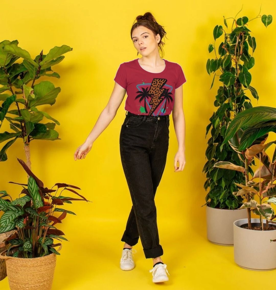 Orange lightning bolt palm tree scoop neck t-shirt - Trend Tonic