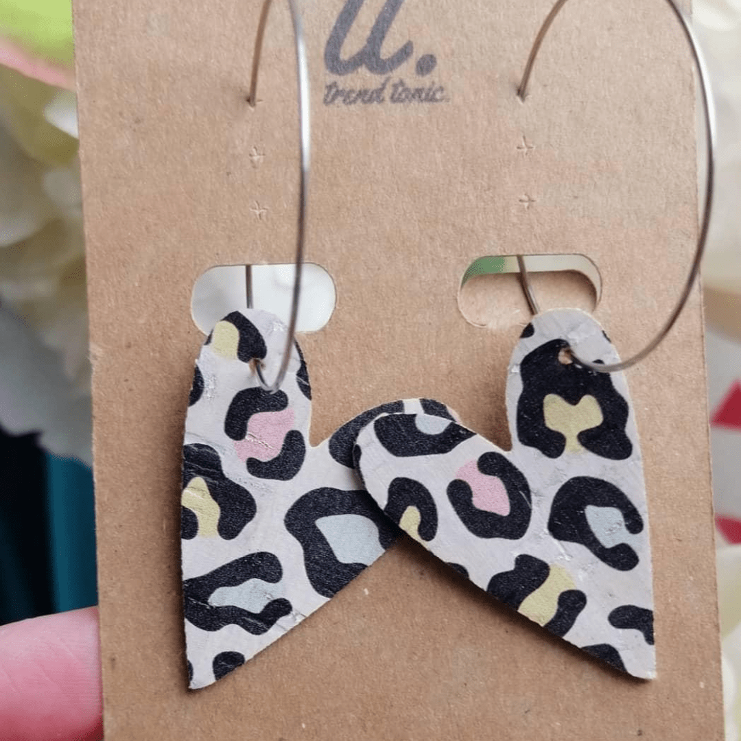 Pastel leopard heart hoop earrings - Trend Tonic