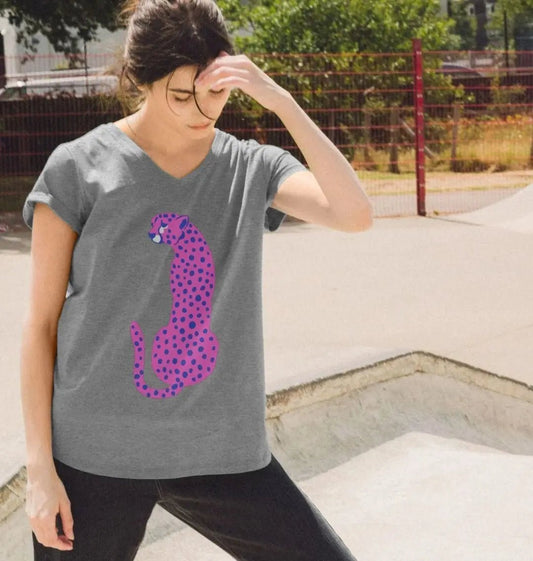Pink cheetah V neck t-shirt - Trend Tonic