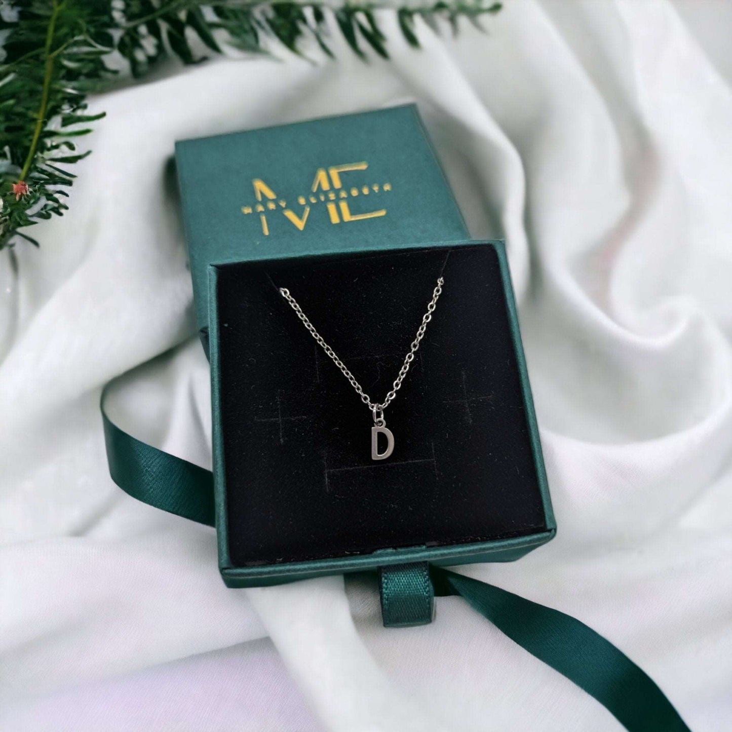 Silver initial letter charm - Trend Tonic