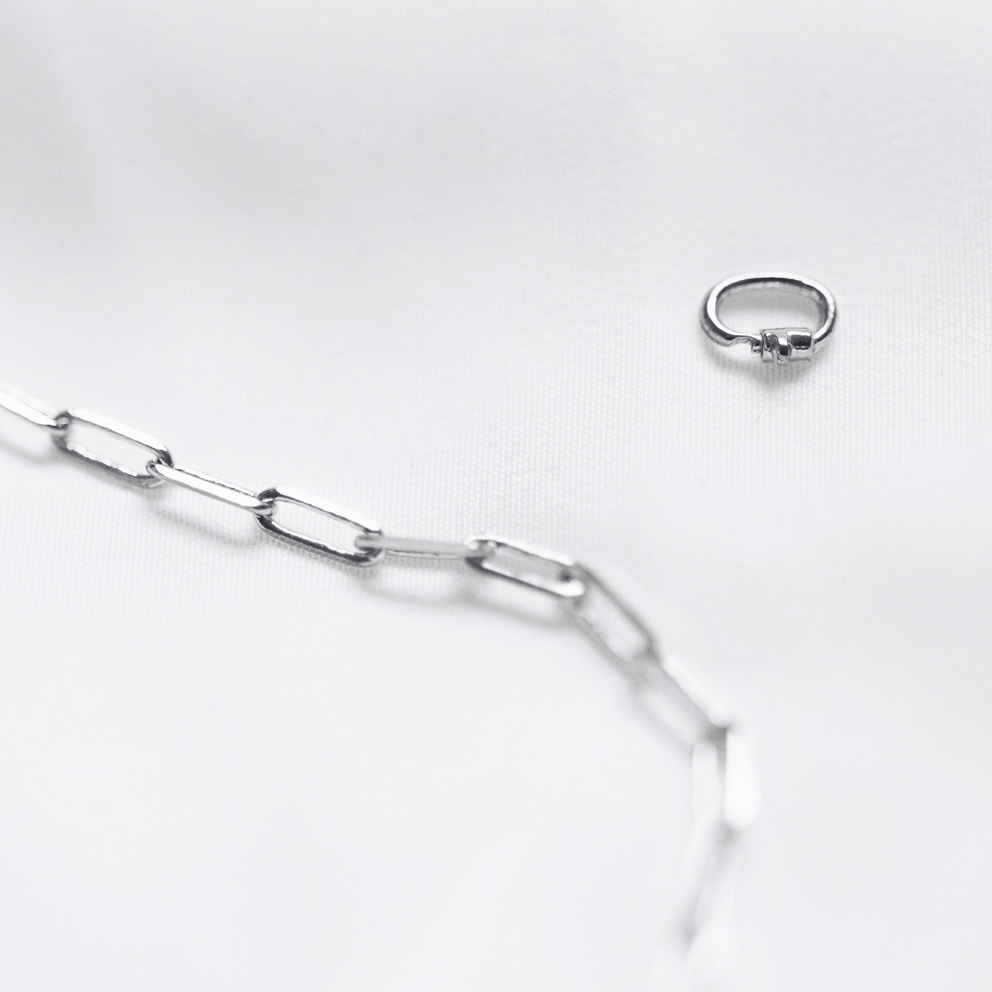 Silver paperclip chain love links permanent bracelet kit - Trend Tonic