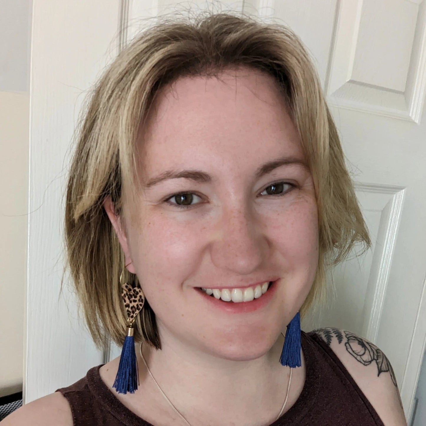 Cheetah heart and blue tassel earrings - Trend Tonic